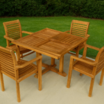 Ensemble table de jardin en teck Bromley — carré