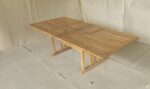 Table de jardin en teck extensible + 8 chaises empilables – Image 4