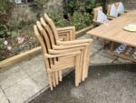 Table de jardin en teck extensible 200-300 cm + 10 chaises empilables – Image 5