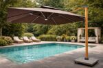 Parasol déporté aluminium 3 m — LED solaire, rotation 360°