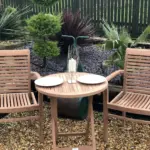Ensemble bistro de jardin en teck — table pliante + 2 chaises