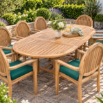 Salon de jardin en teck 8 places avec table ovale extensible et huit fauteuils à dossier haut